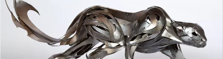 Georgie Seccull Turns Steel into Life: The Art of Fluid Metal Sculptures